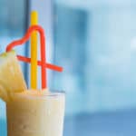 Suco de abacaxi com apricot